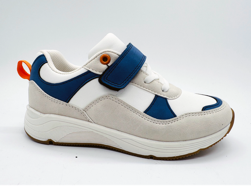 Stilvolle und avantgardistische Freizeitschuhe für Jungen