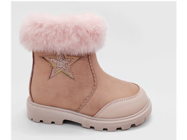 Verträumte, skurrile Mädchenstiefel im Prinzessinnen-Stil