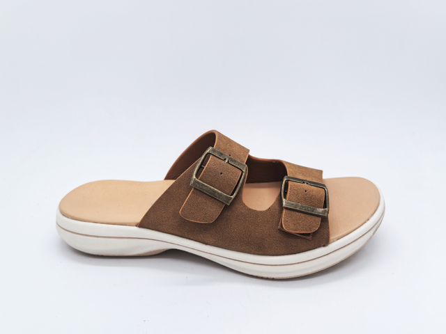 Angenehm kühle, bequeme, weiche Damensandalen in Kamelbraun